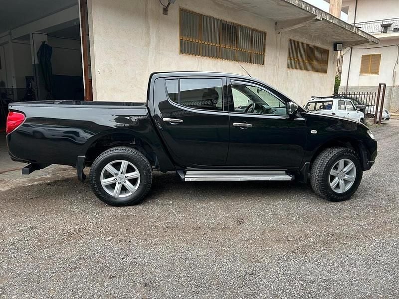 Usata 2010 Mitsubishi L200 Pick-up | 12.500 € (Buon prezzo) - Immagine 1/4