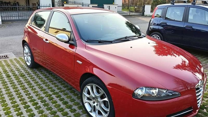 Usata Alfa Romeo 147 105 CV (77 kW) 2009 Utilitaria