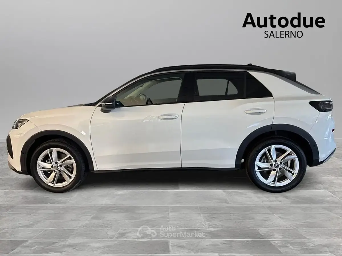 Nuova VW T-Roc Life 150 CV (110 kW) 2026 Bianco SUV
