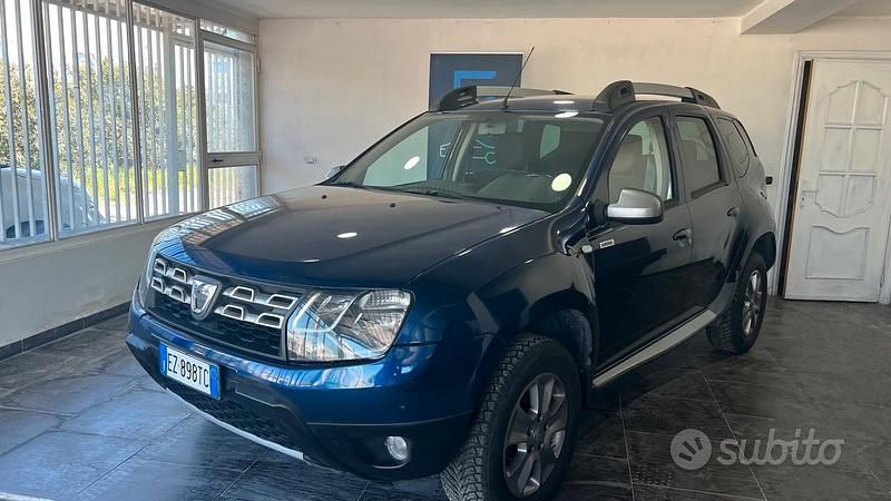 Usata Dacia Duster 110 CV (80 kW) 2015 Blu SUV