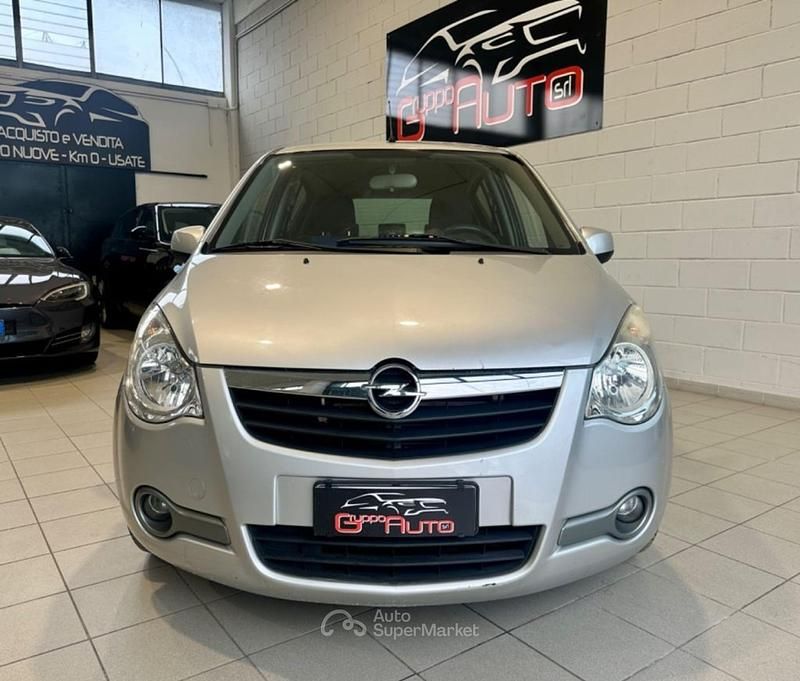 Usata Opel Agila Enjoy 86 CV (63 kW) 2010 Argento Utilitaria