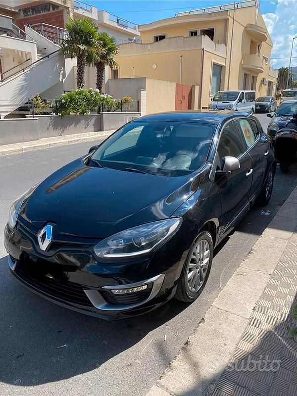 Usata Renault Mégane 110 CV (80 kW) 2014 Nero Berlina