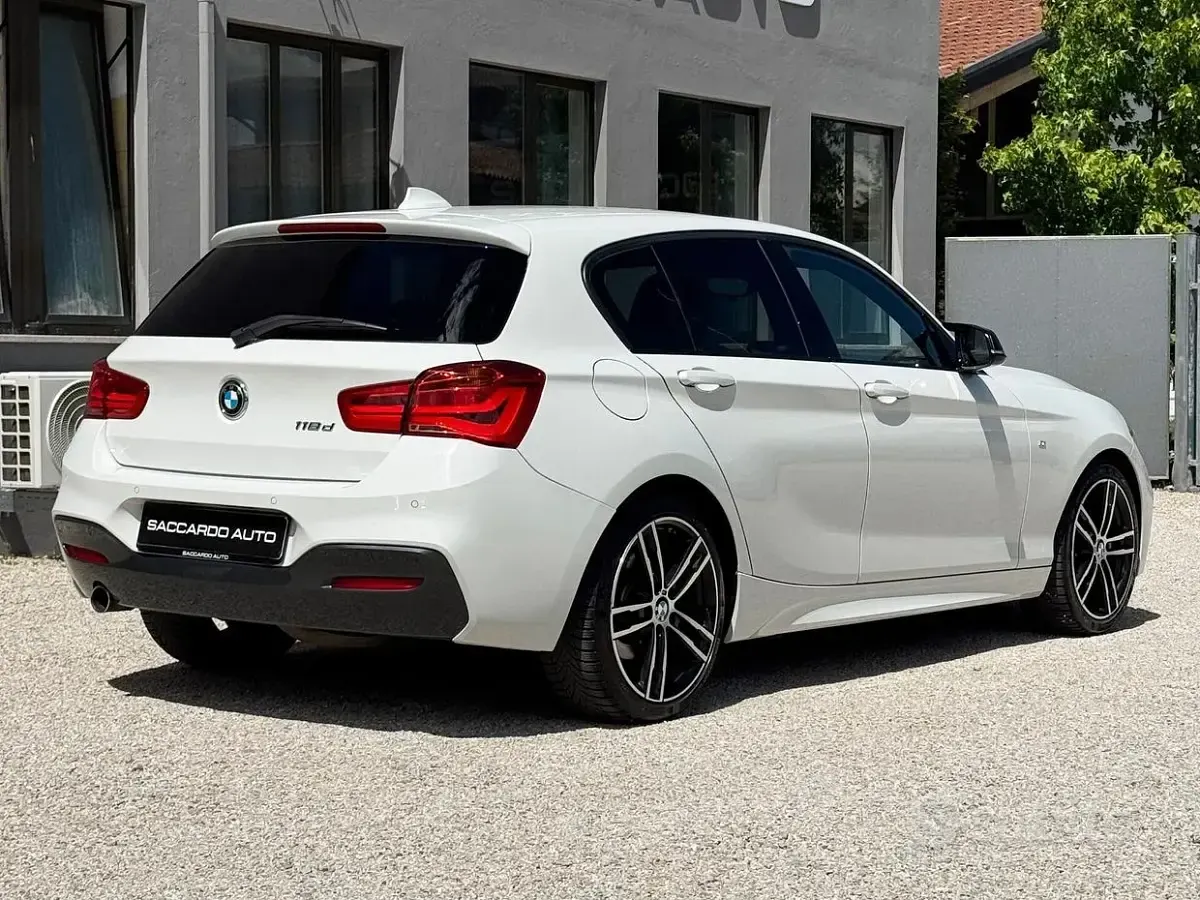 Usata BMW 118 M Sport 150 CV (110 kW) 2019 Bianco Utilitaria