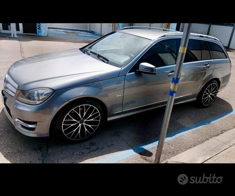 Usata Mercedes C250 204 CV (150 kW) 2012 Grigio Station wagon