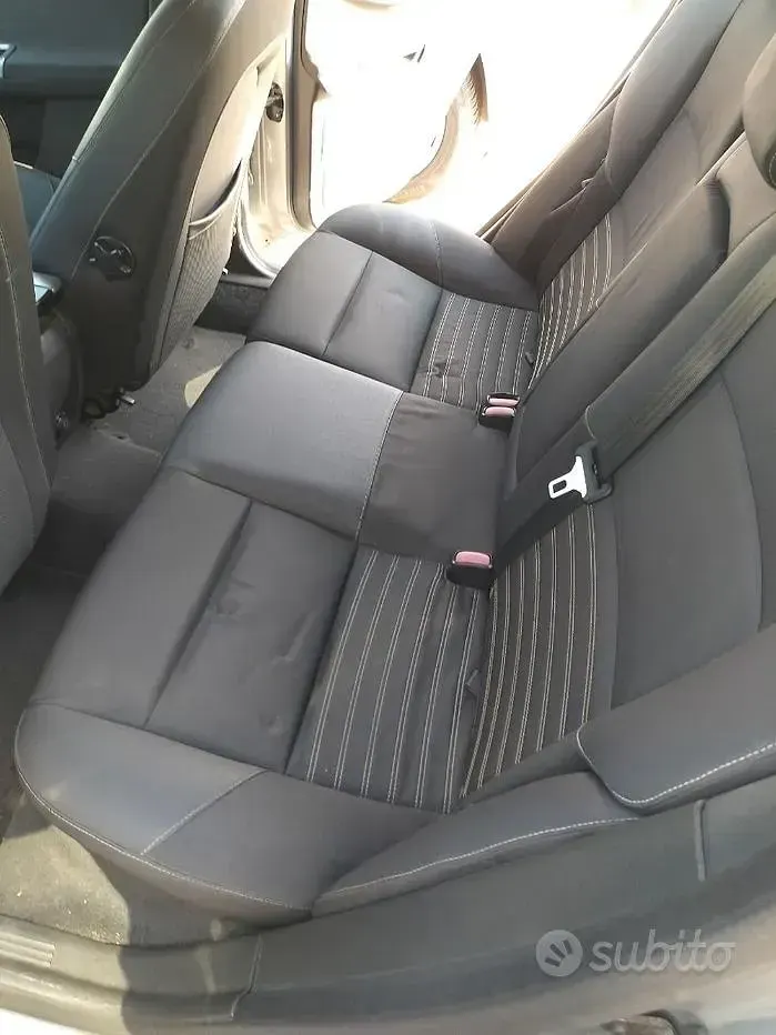 Usata Volvo V50 109 CV (80 kW) 2008 Rosso Station wagon