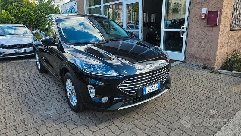 Usata Ford Kuga Titanium 150 CV (110 kW) 2022 Nero SUV