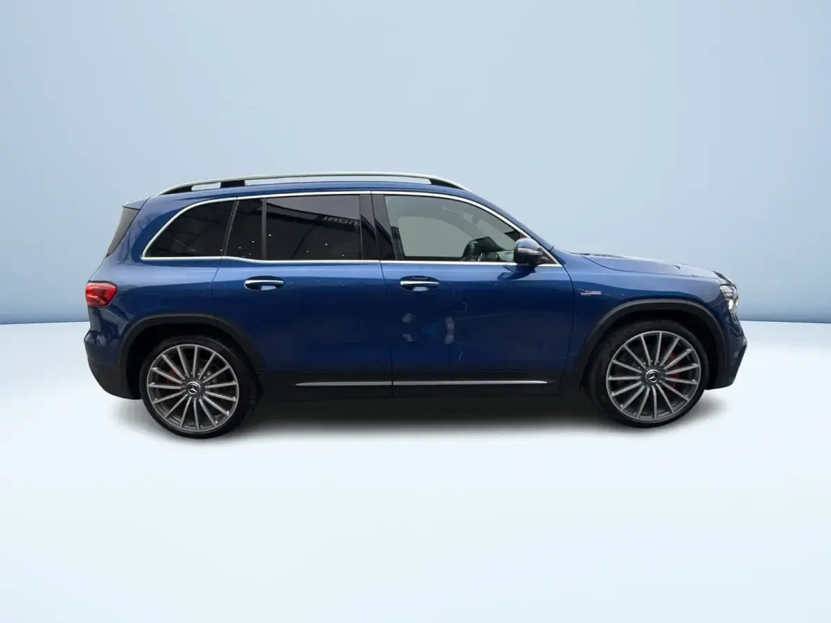 Nuova Mercedes GLB35 Advanced Plus 320 CV (235 kW) 2025 Blu metallizzato SUV