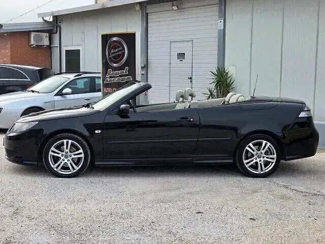Usata Saab 9-3 Linear 150 CV (110 kW) 2009 Nero Cabrio