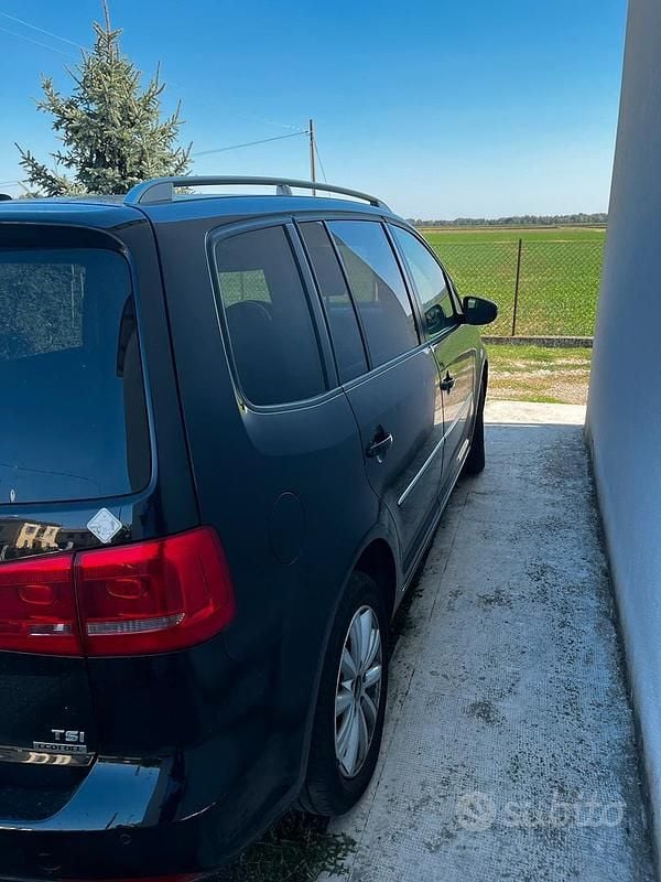 Usata VW Touran 150 CV (110 kW) 2012 Nero Monovolume