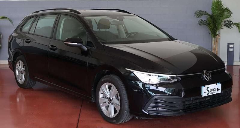 Usata VW Golf VIII Life 116 CV (85 kW) 2022 Other Station wagon