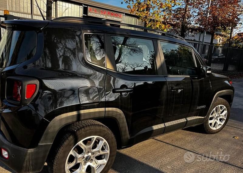 Usata Jeep Renegade Longitude 140 CV (102 kW) 2017 Nero SUV