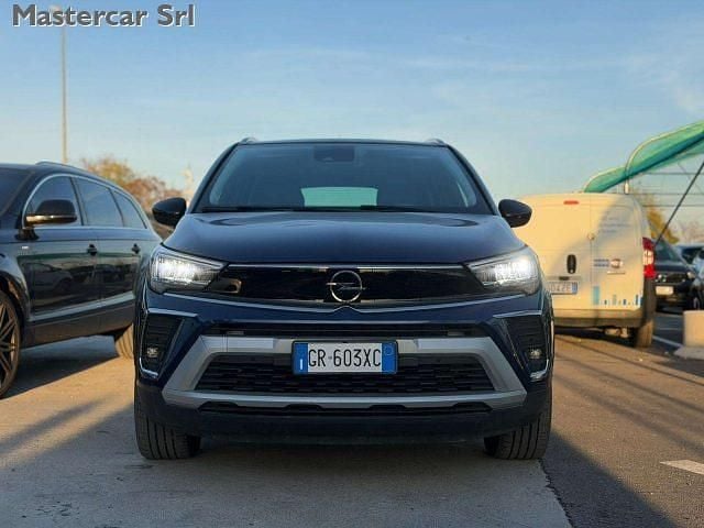 Usata Opel Crossland Elegance 131 CV (96 kW) 2023 Nautik blue metallizzato SUV
