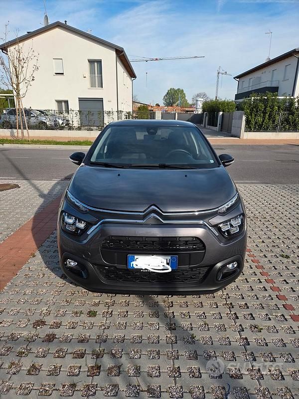 Usata Citroën C3 110 CV (80 kW) 2024 Grigio Berlina