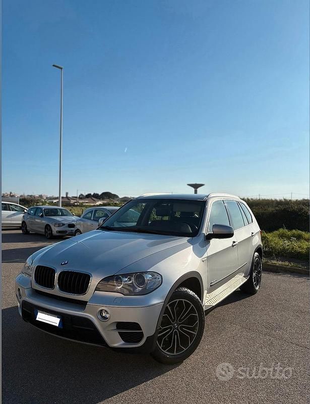 Begagnad BMW X5 Efficient Dynamics 245 HK (180 kW) 2013 Grå SUV