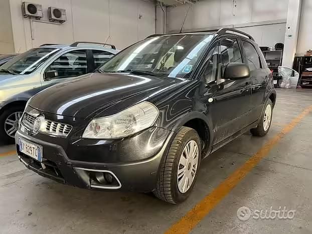 Usata Fiat Sedici Dynamic 120 CV (88 kW) 2009 SUV
