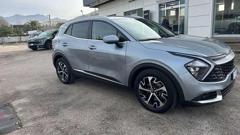 Lunar silver Usata 2022 Kia Sportage Style SUV | 22.450 € (Ottimo prezzo) - Immagine 1/4