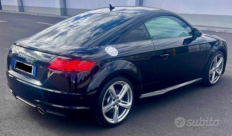 Begagnad Audi TT Ambiente 245 HK (180 kW) 2022 Svart Sportkupé
