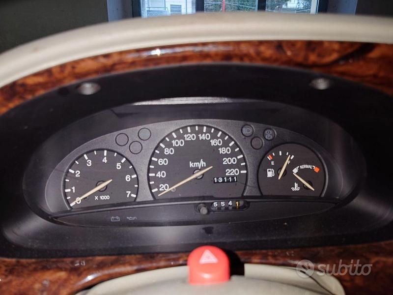 Usata 1997 Ford Fiesta Ghia Berlina | 1150 € (Buon prezzo) - Immagine 1/4