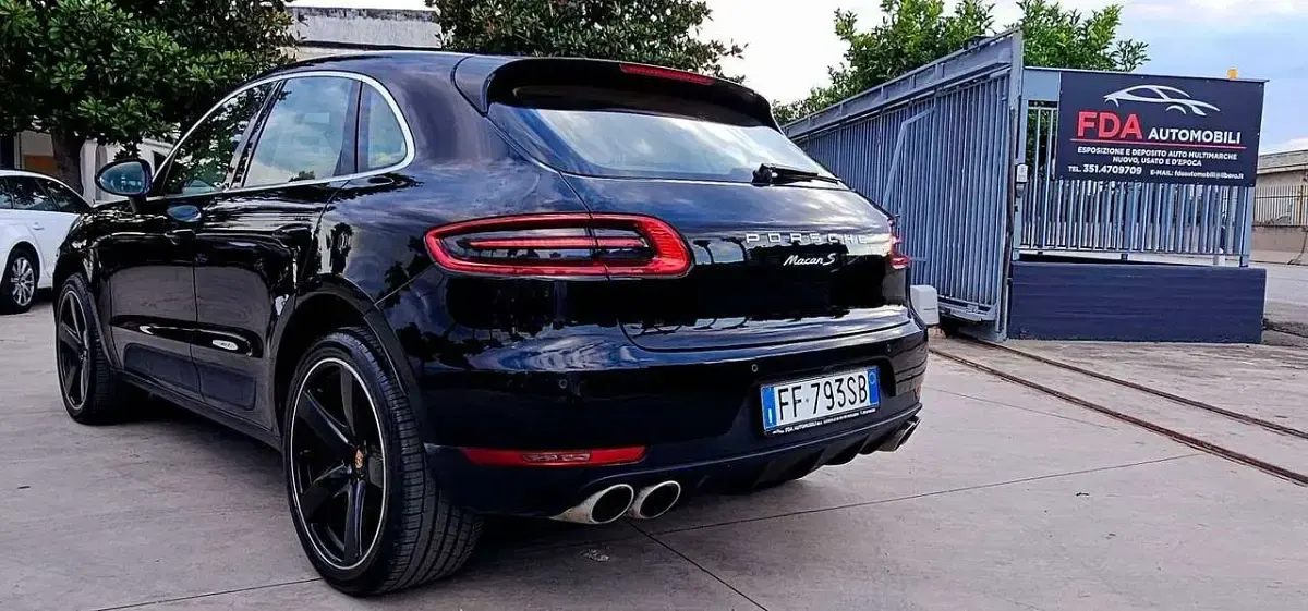 Usata Porsche Macan 250 CV (183 kW) 2016 Blu/azzurro SUV