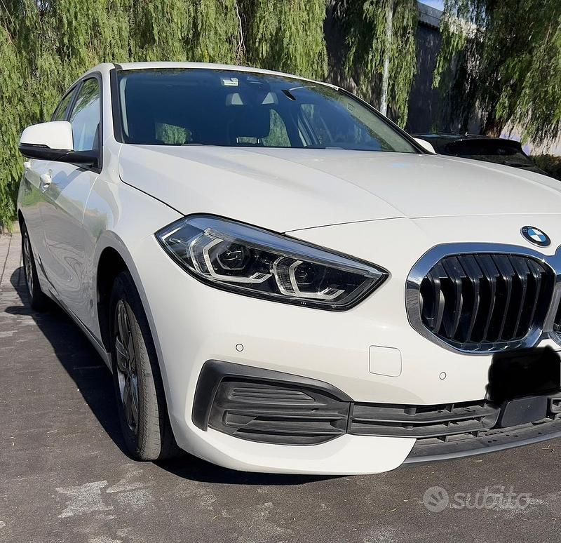 Usata BMW 116 Advantage 115 CV (84 kW) 2022 Bianco Utilitaria