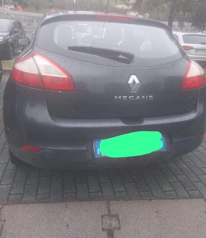 Usata Renault Mégane 107 CV (78 kW) 2010 Nero Station wagon