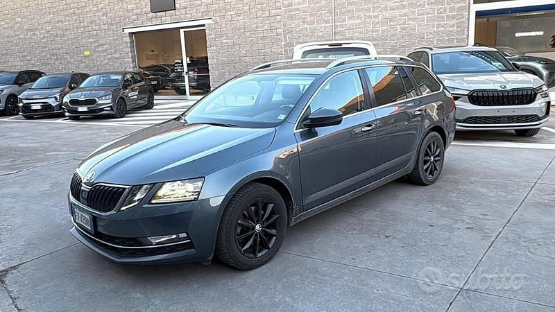 Usata Skoda Octavia G-TEC 130 CV (95 kW) 2019 Grigio Station wagon