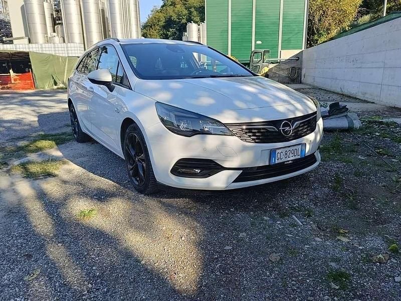 Usata Opel Astra GS Line 105 CV (77 kW) 2020 Bianco Station wagon