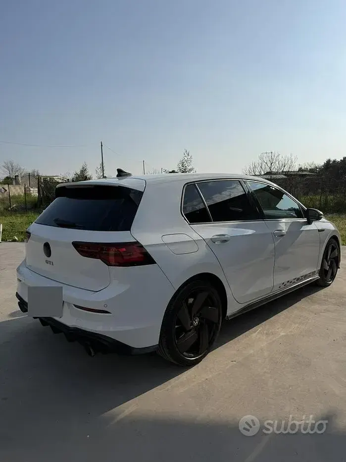 Usata VW Golf VIII GTI 245 CV (180 kW) 2022 Bianco Berlina