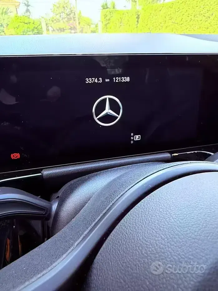 Usata Mercedes GLA180 Executive 116 CV (85 kW) 2021 Nero SUV