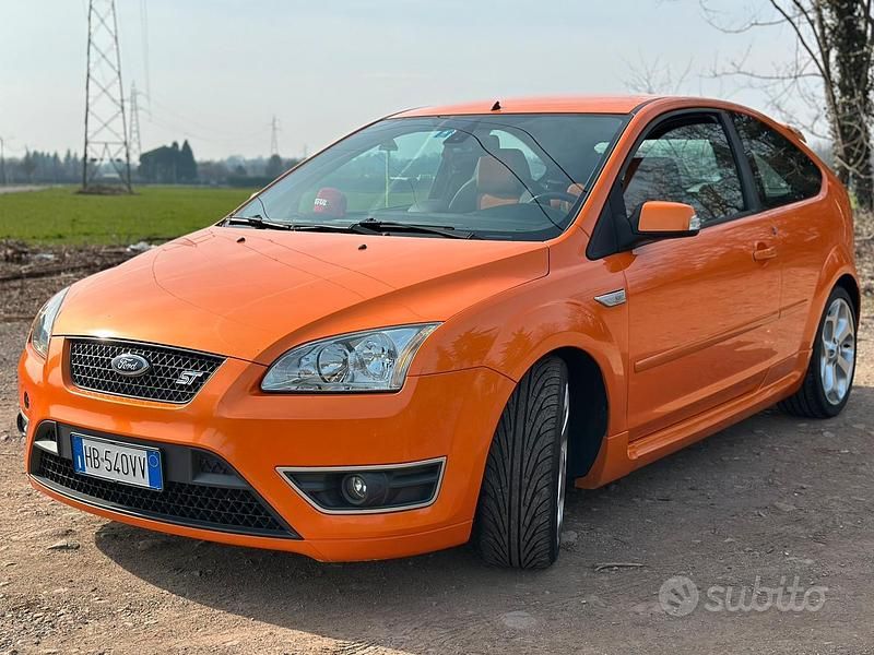 Usata Ford Focus ST 225 CV (165 kW) 2006 Coupé