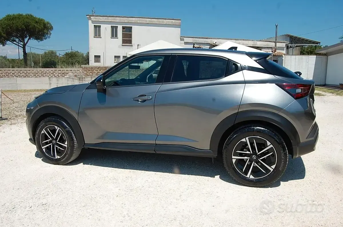 Usata Nissan Juke N-Connecta 114 CV (83 kW) 2025 Grigio SUV