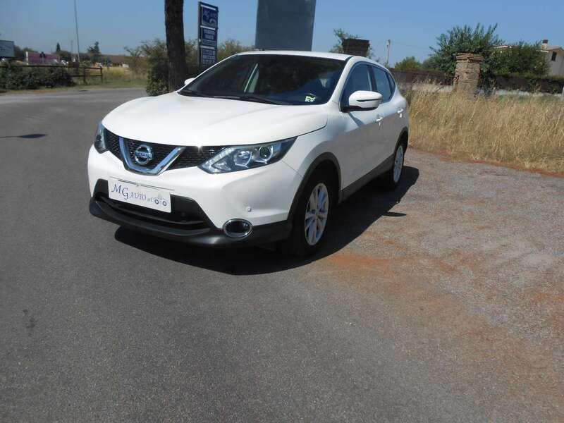Bianco Usata 2015 Nissan Qashqai Acenta SUV | 11.500 € (Buon prezzo) - Immagine 1/4