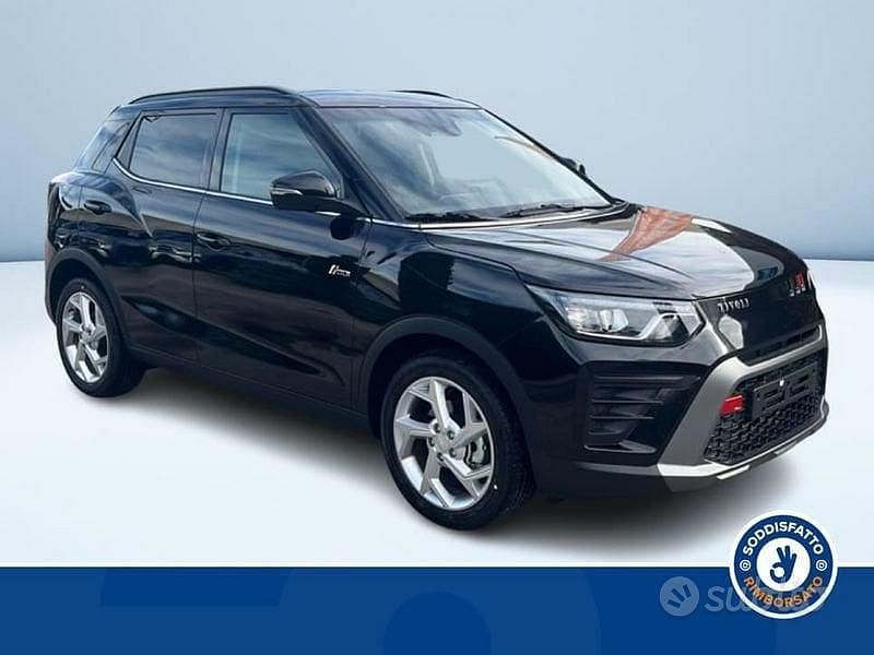 Nuova Ssangyong (KGM) Tivoli 163 CV (119 kW) 2025 Nero SUV