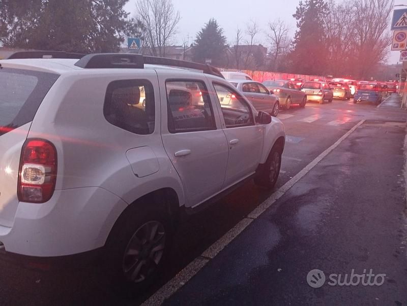 Usata Dacia Duster 110 CV (80 kW) 2014 Bianco SUV