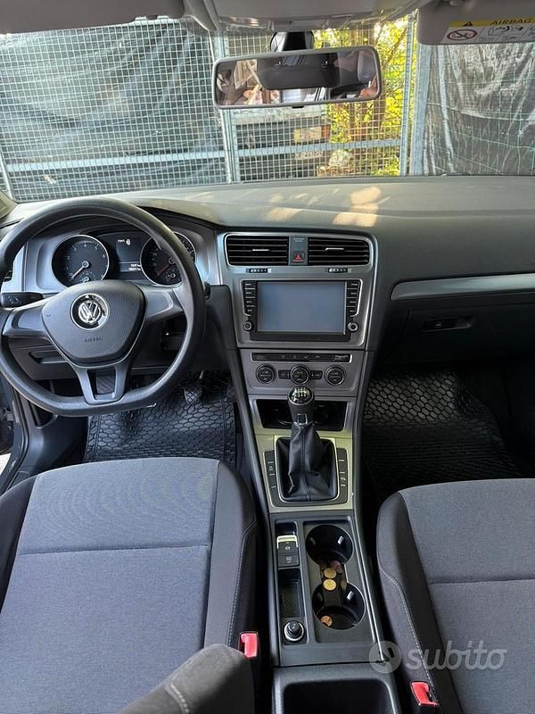 Usata VW Golf VII 110 CV (80 kW) 2015 Grigio Berlina