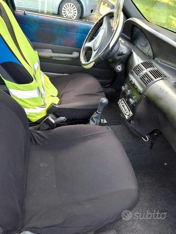 Usata Fiat Punto 60 CV (44 kW) 1999 Blu Utilitaria