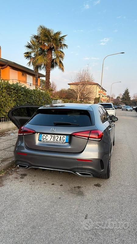 Usata Mercedes 180 AMG Line Premium 2019 Berlina