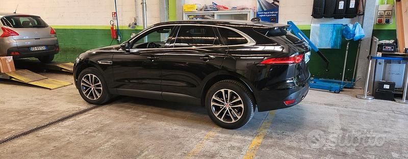 Usata Jaguar F-Pace 250 CV (183 kW) 2019 Nero SUV