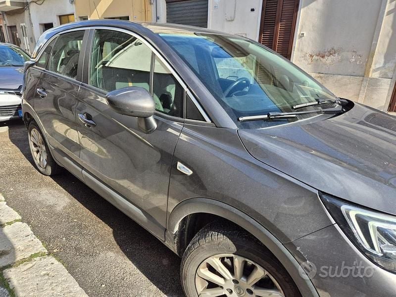 Usata Opel Crossland 120 CV (88 kW) 2021 Grigio SUV