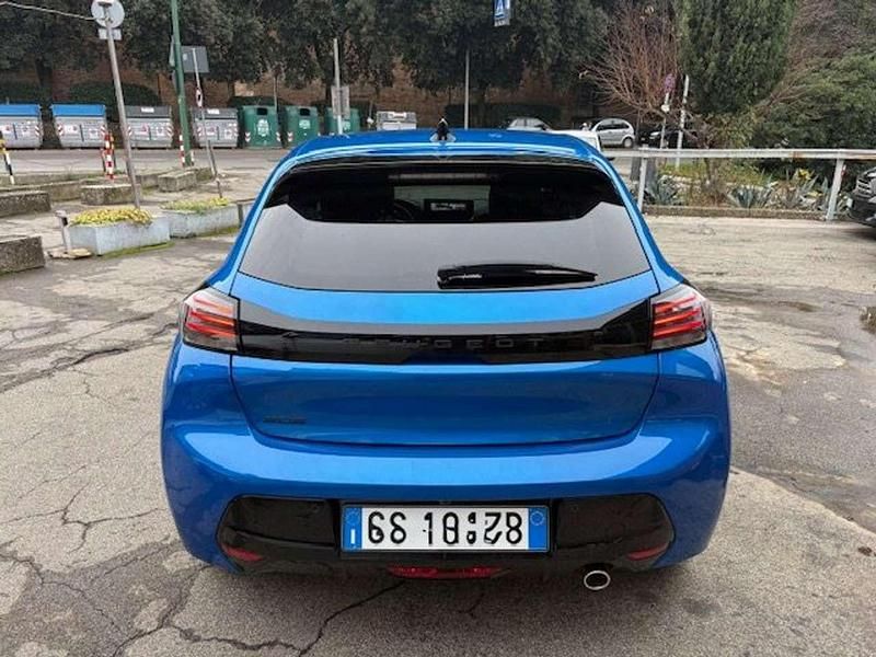 Usata Peugeot 208 Allure 101 CV (74 kW) 2024 Blu vertigo Utilitaria