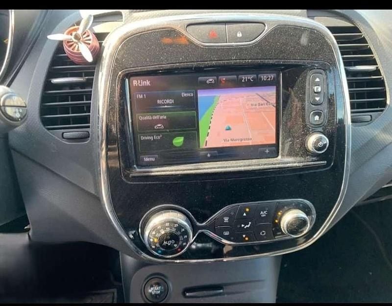 Usata Renault Captur Intens 110 CV (80 kW) 2015 Rosso SUV