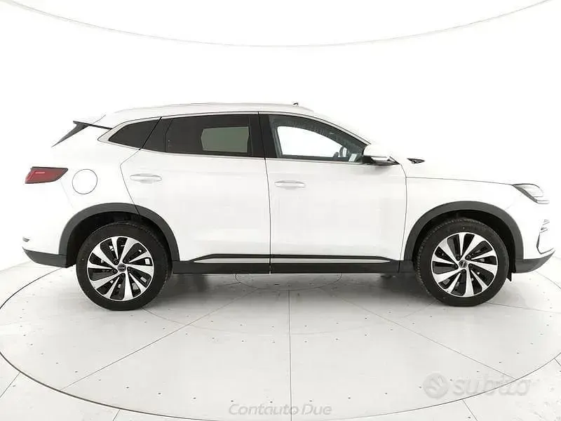 Nieuw BYD Seal U Design 324 PK (238 kW) 2026 Wit SUV