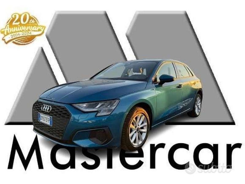 Azzurro Usata 2023 Audi A3 Business Tre volumi | 23.900 € (Ottimo prezzo) - Immagine 1/4