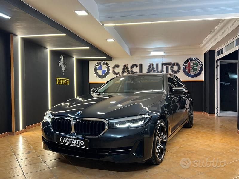Usata BMW 530 Luxury Line 248 CV (182 kW) 2021 Grigio Berlina