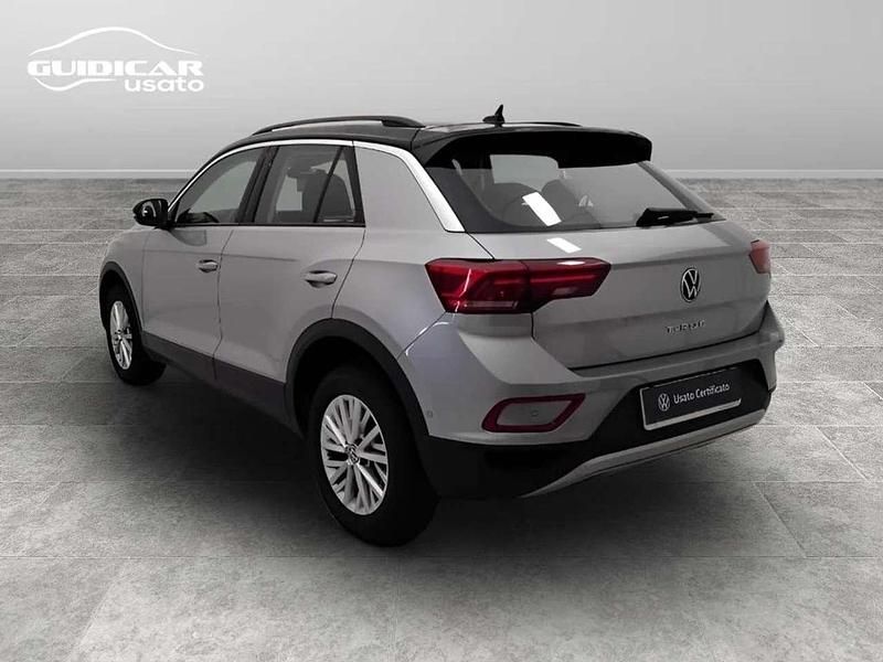 Usata VW T-Roc Life 150 CV (110 kW) 2024 Argento SUV