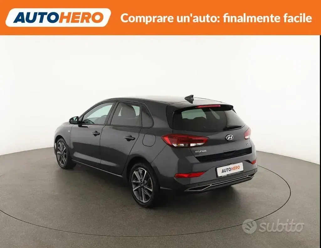 Usata Hyundai i30 136 CV (100 kW) 2021 Grigio Berlina