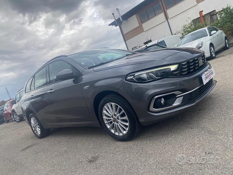 Usata Fiat Tipo Life 131 CV (96 kW) 2021 Grigio Station wagon