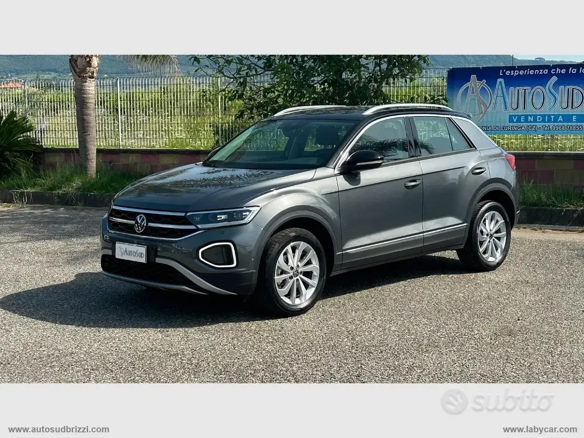Usata VW T-Roc Style 116 CV (85 kW) 2023 SUV