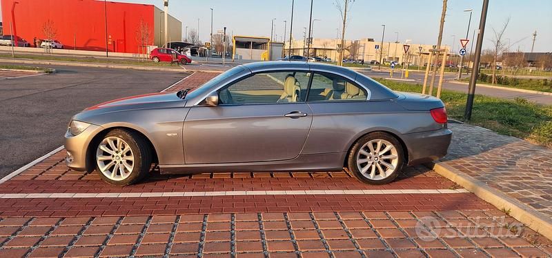 Usata BMW 320 Cabriolet Comfort Edition 184 CV (135 kW) 2013 Grigio Cabrio