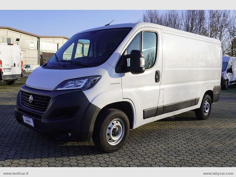 Usata Fiat Ducato 33 140 CV (102 kW) 2021 Bianco Furgone